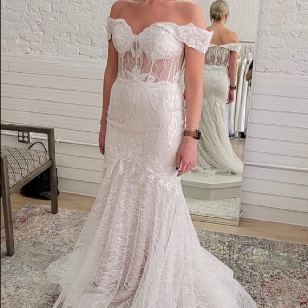 NWT- Mermaid Illusion Off-Shoulder Wedding or Prom dress